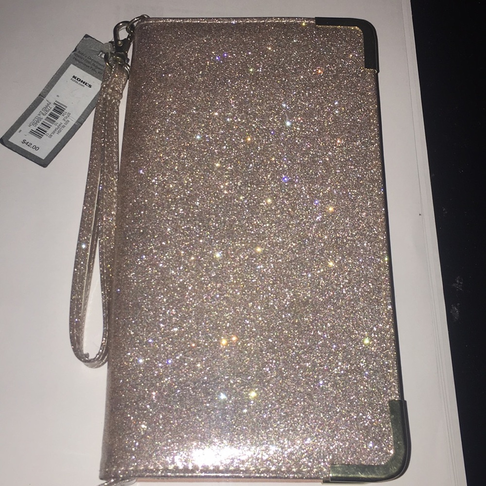 Cutest wallet/wristlet